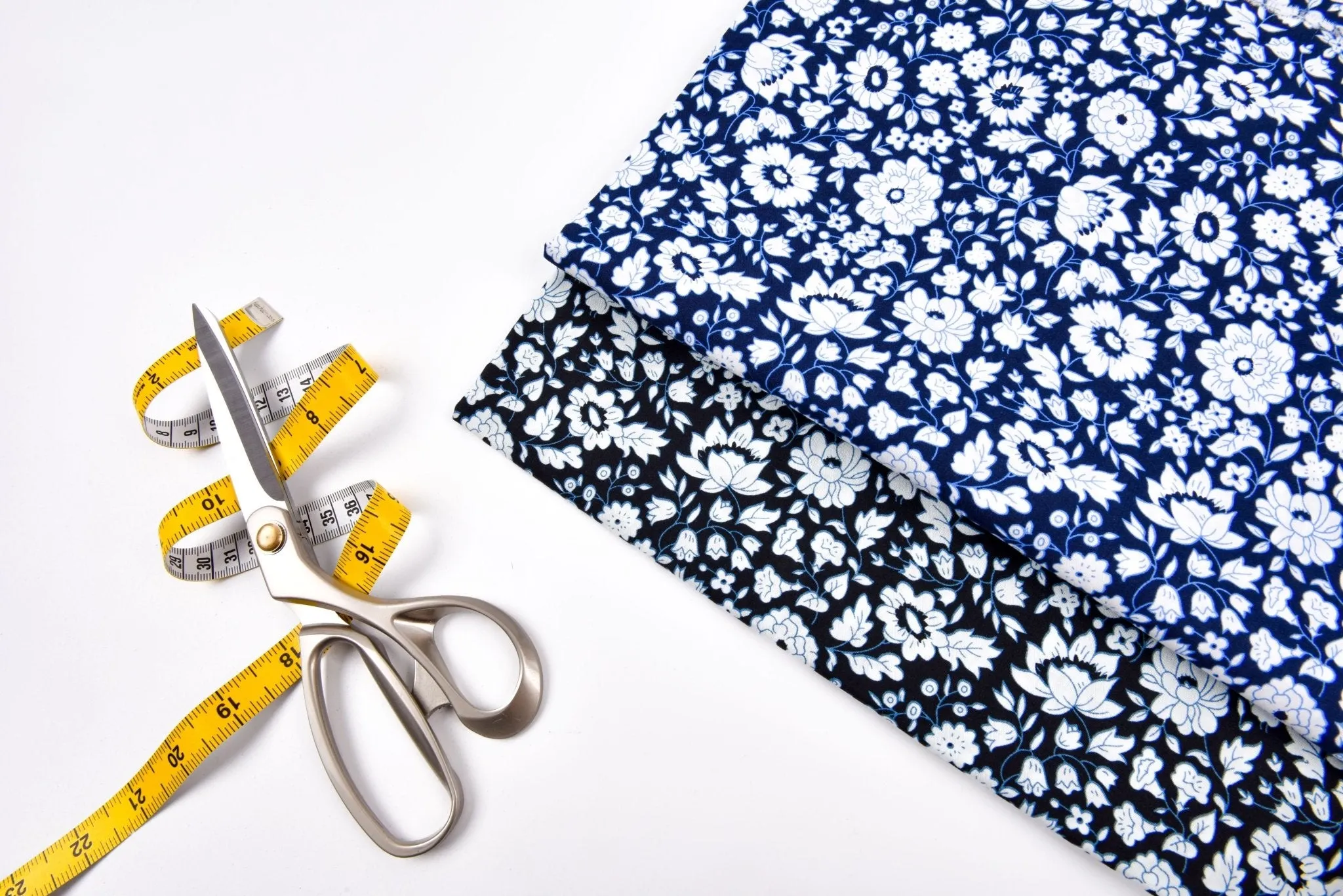 100% Cotton Loom Line  Monochrome Blooms Fabric - 112