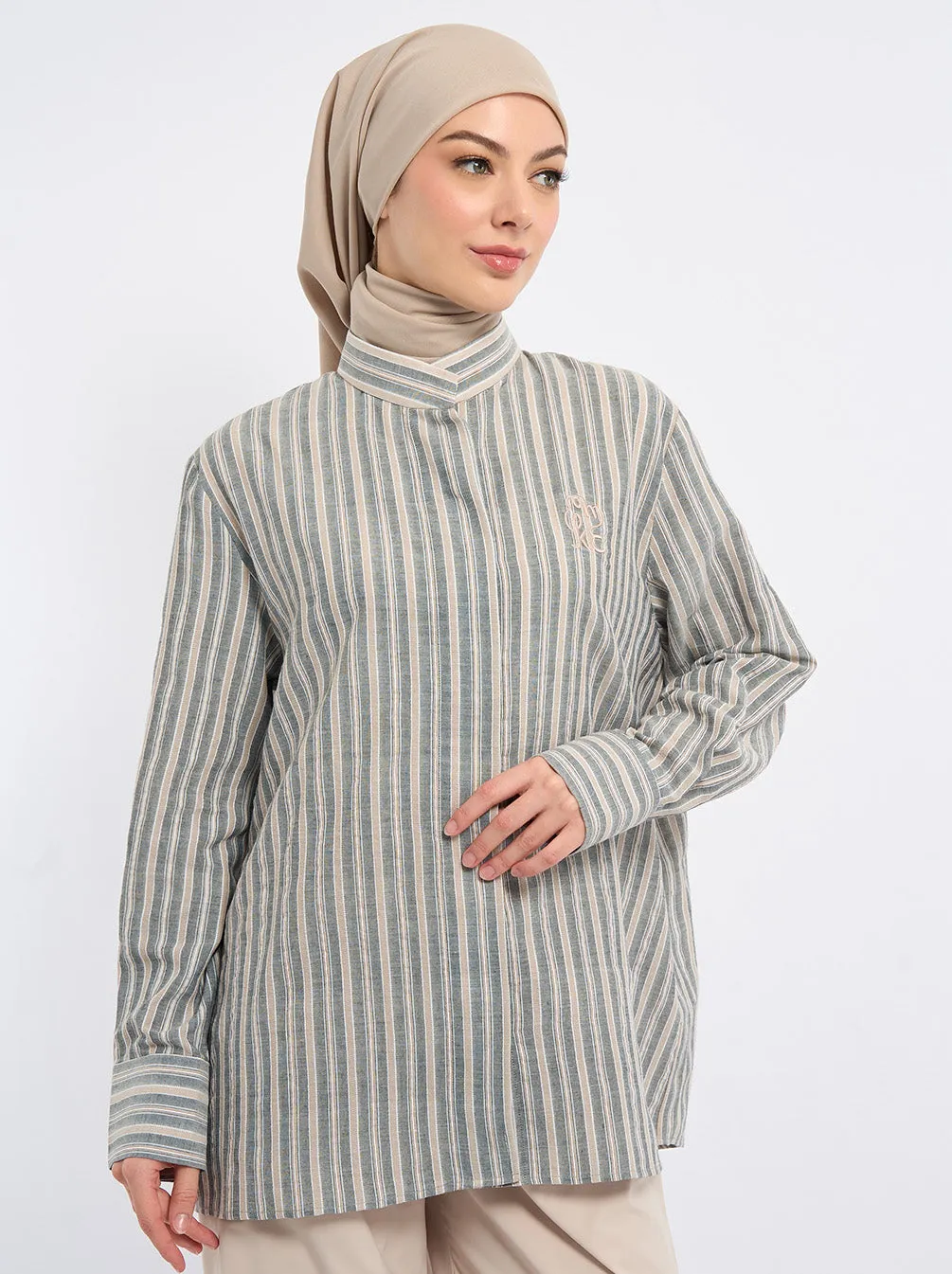 DIYAH BOXY TOP ASH