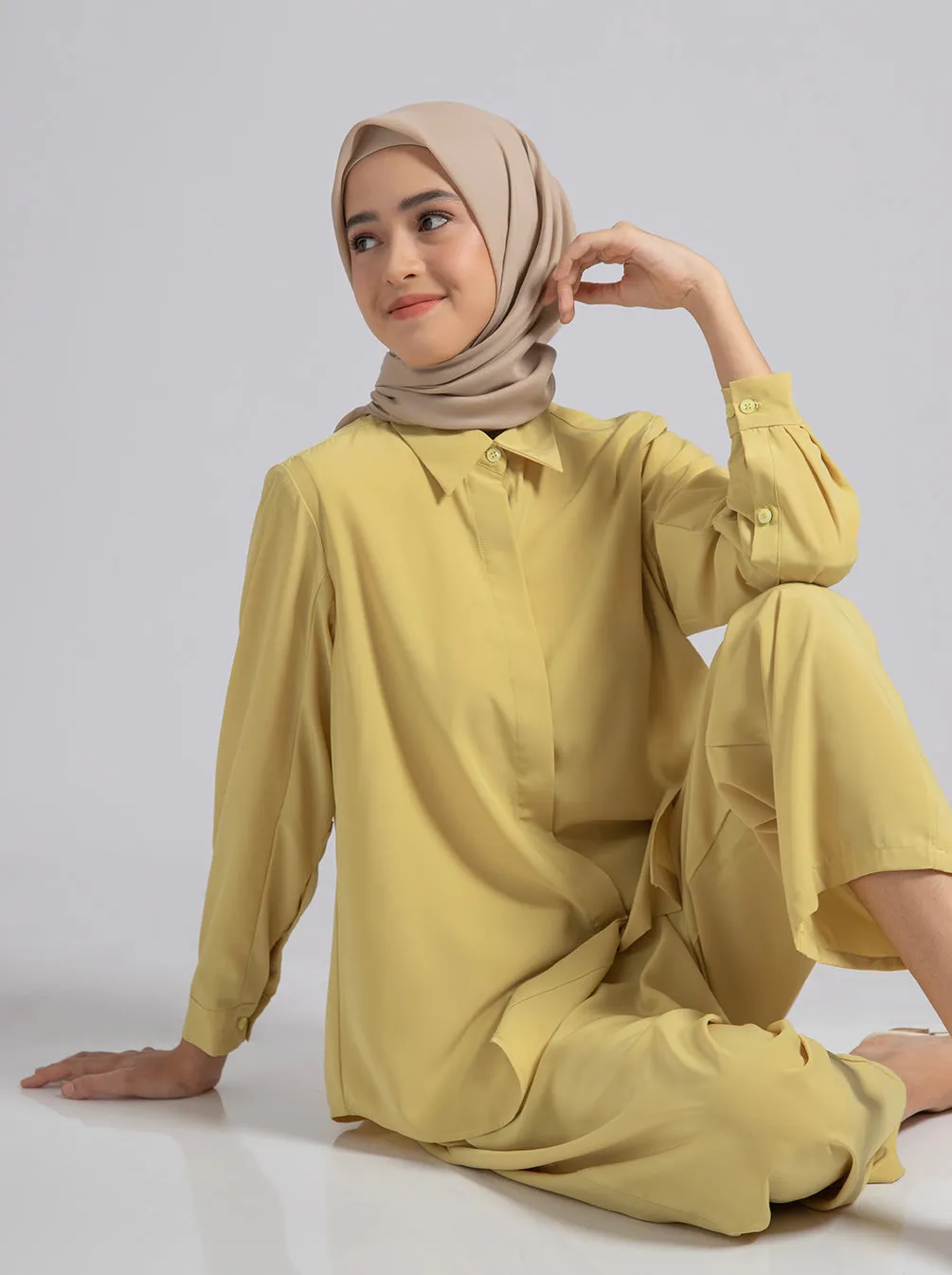LEONA TOP PLAIN LIME