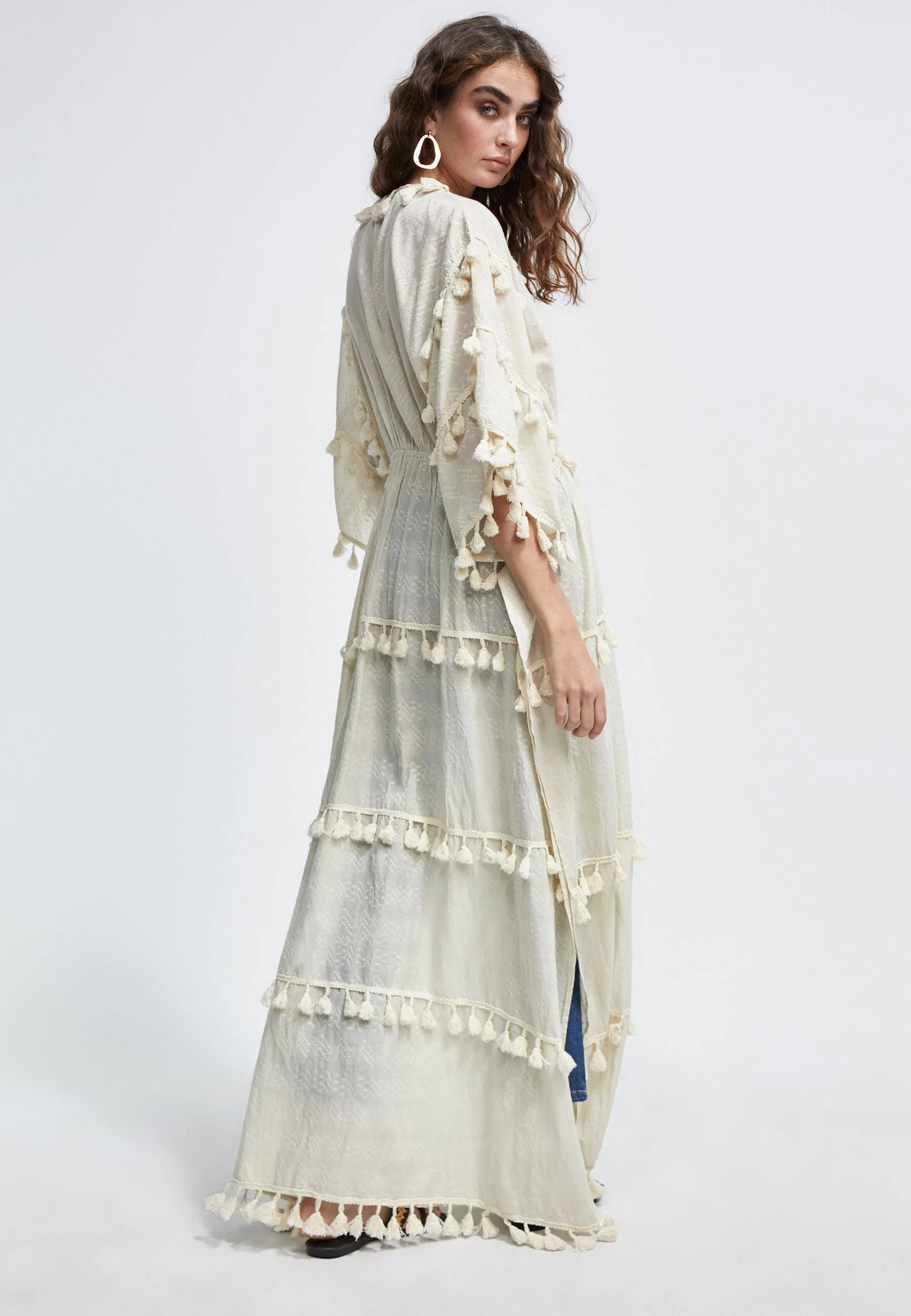 Long caftan with pompoms