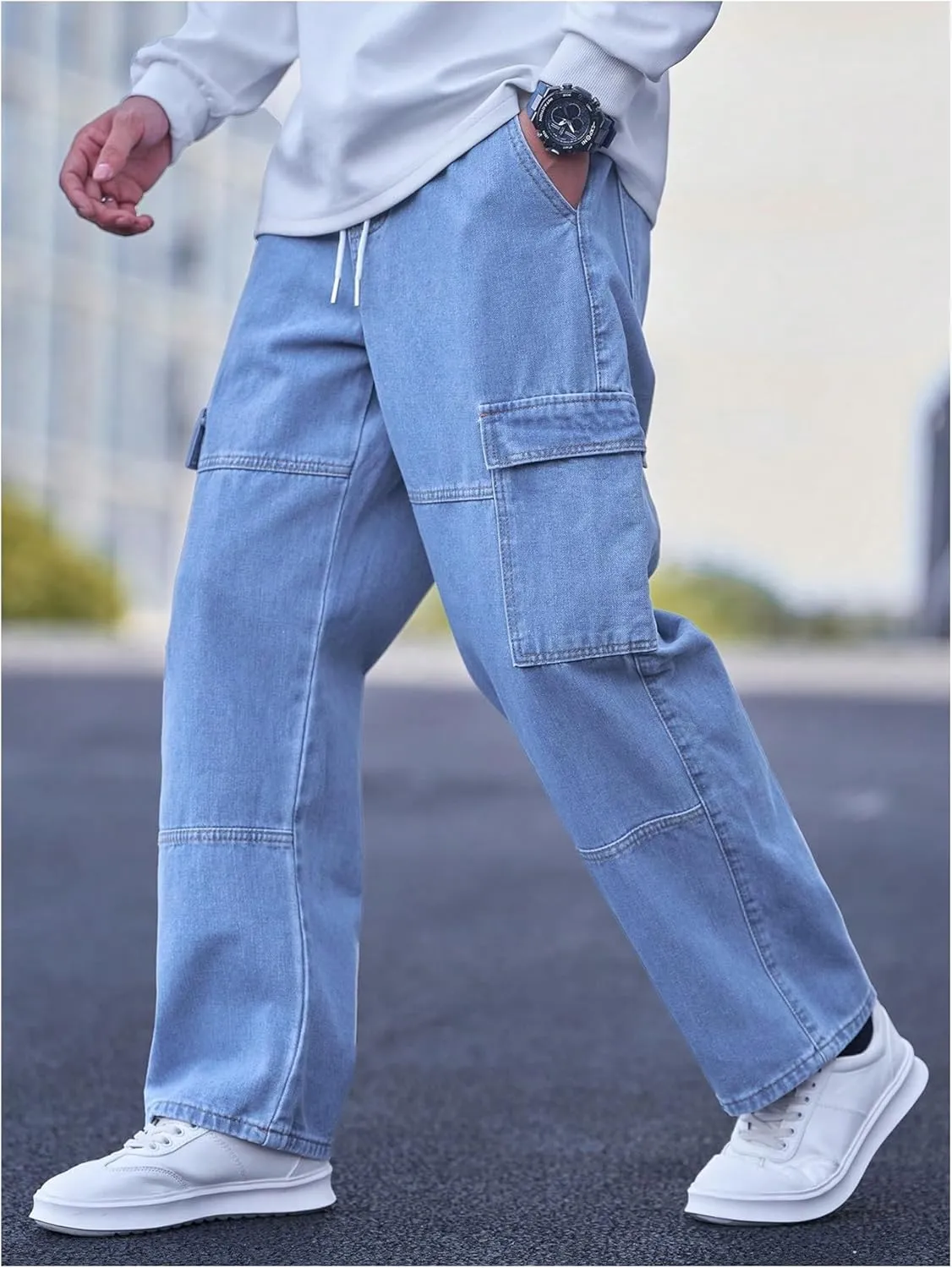 Verdusa Men's Drawstring Waist Flap Pockets Cargo Jeans Denim Pants with Slant Pockets
