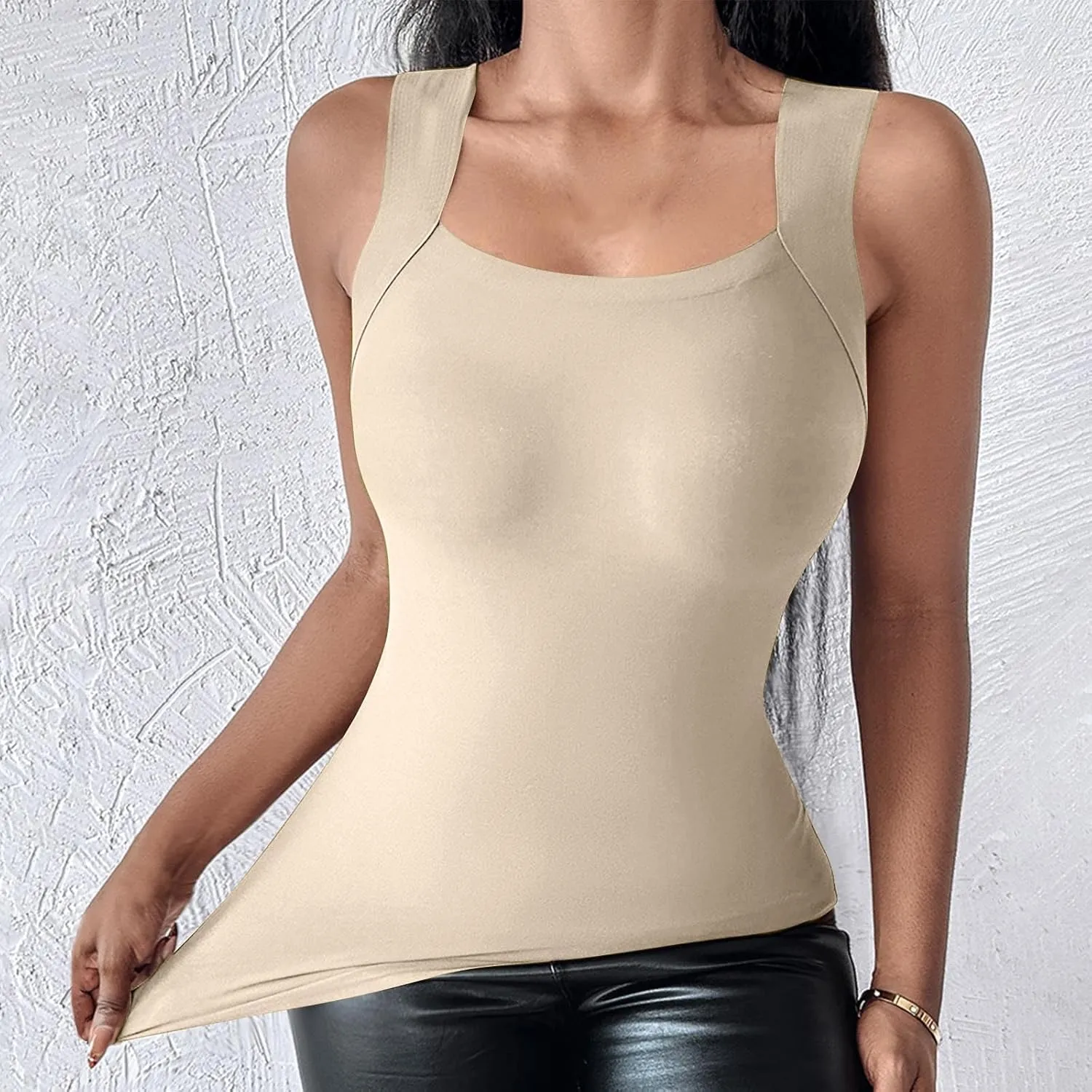 Womens Square Neck Sleeveless Tees 2025 Summer Basic Padded Tank Top with Built in Bra Stretch Athletic Yoga Shirts